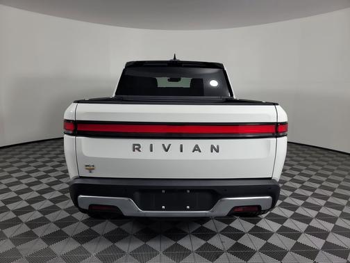 2022 Rivian R1T Adventure