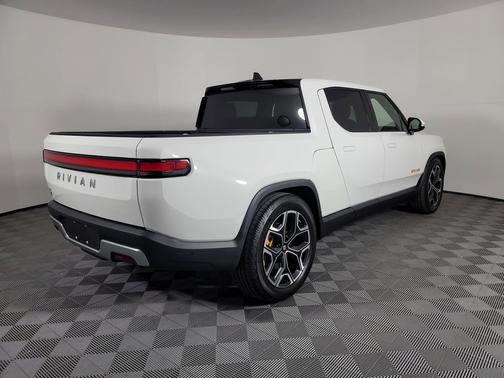 2022 Rivian R1T Adventure