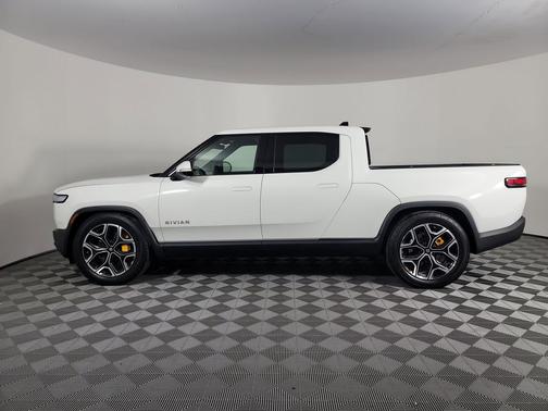 2022 Rivian R1T Adventure