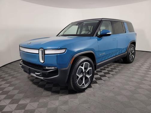 Rivian Blue 2024 Rivian R1S Adventure Package