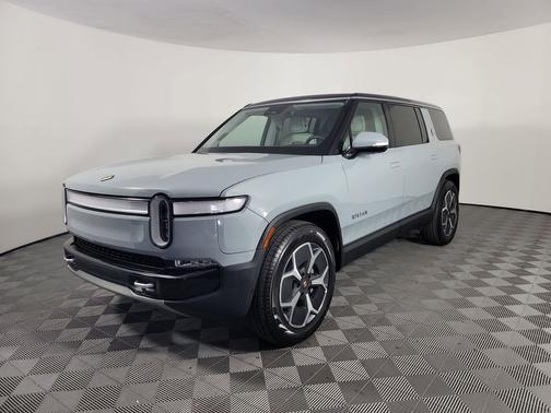 Limestone 2024 Rivian R1S Adventure Package