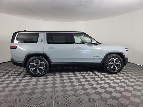 Limestone 2024 Rivian R1S Adventure Package