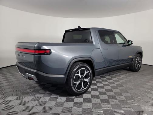 2023 Rivian R1T Adventure Quad Motor Large Pack