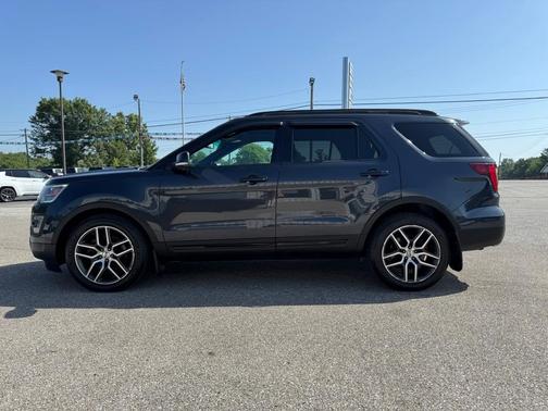 2017 Ford Explorer sport