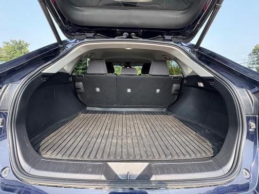 2022 Toyota Venza LE