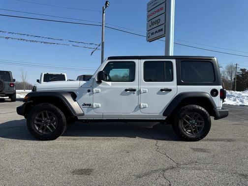 2024 Jeep Wrangler Sport