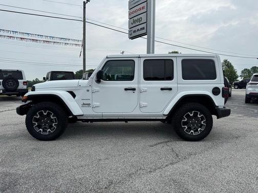 2024 Jeep Wrangler Sahara