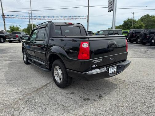 2004 Ford Explorer Sport Trac 
