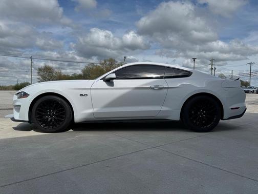 2021 Ford Mustang GT Premium