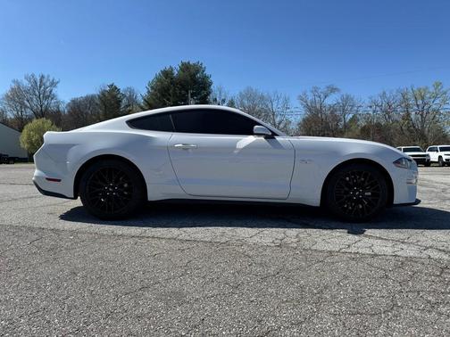 2021 Ford Mustang GT Premium