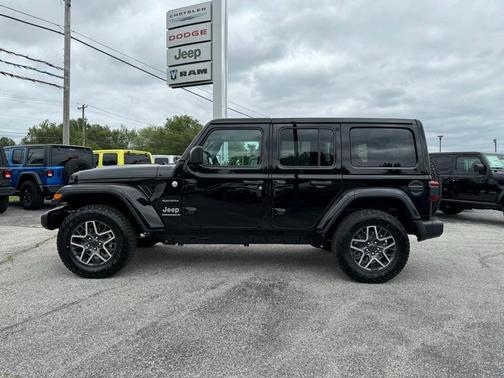 2024 Jeep Wrangler Sahara