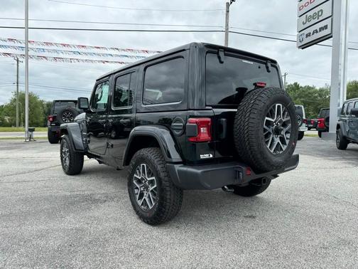 2024 Jeep Wrangler Sahara
