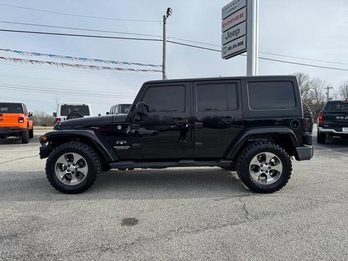 2016 Jeep Wrangler Unlimited Sahara