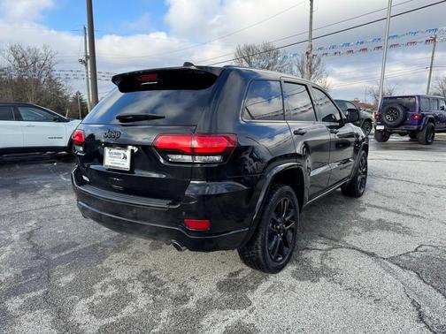 2018 Jeep Grand Cherokee Altitude