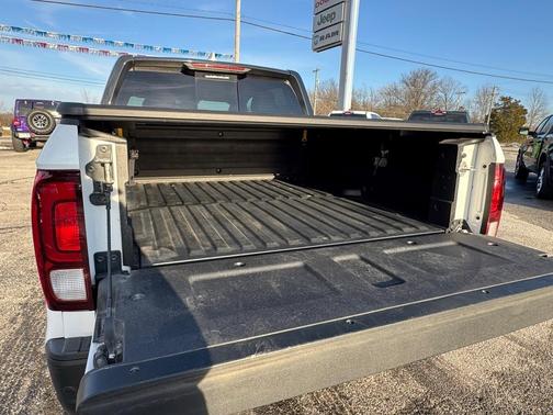 2022 Honda Ridgeline Black Edition
