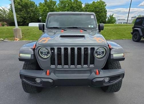 Sting-Gray Clearcoat 2022 Jeep Gladiator Mojave 4x4