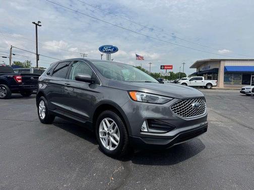 Gray Metallic 2024 Ford Edge SEL