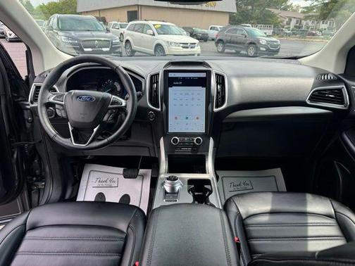 Gray Metallic 2024 Ford Edge SEL