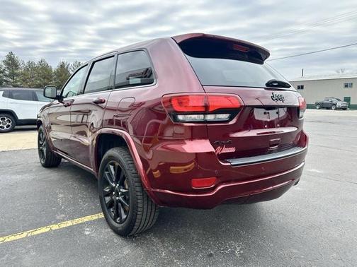 2017 Jeep Grand Cherokee Altitude