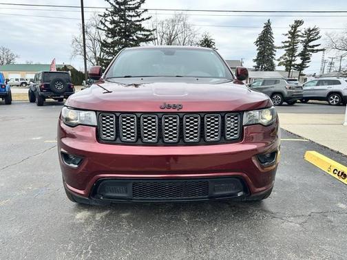 2017 Jeep Grand Cherokee Altitude