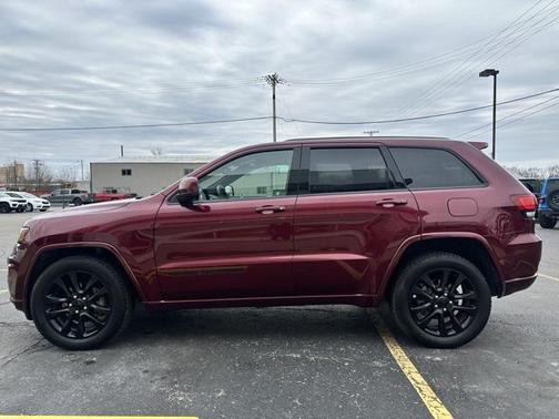 2017 Jeep Grand Cherokee Altitude
