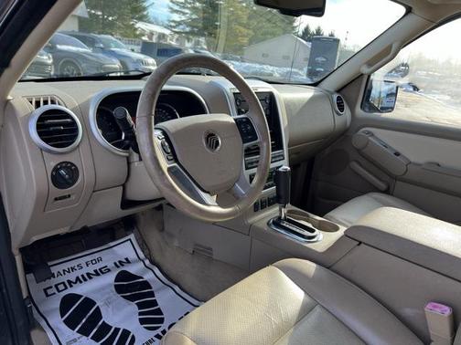 2007 Mercury Mountaineer Base