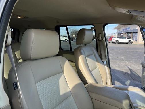 2007 Mercury Mountaineer Base