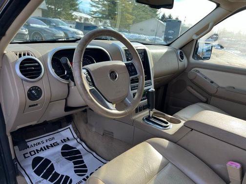 2007 Mercury Mountaineer Base