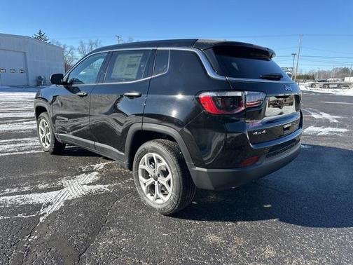 2025 Jeep Compass Sport