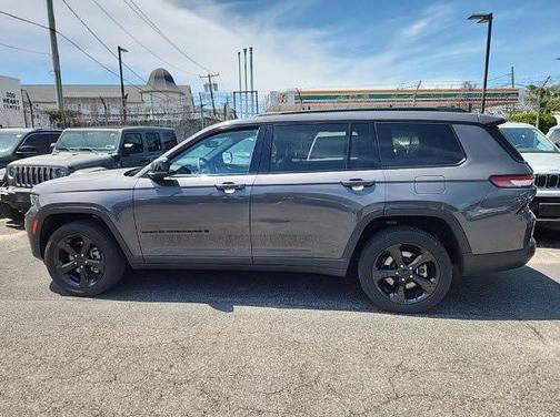 2022 Jeep Grand Cherokee L Altitude