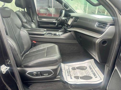 2022 Jeep Wagoneer Series II 4x4