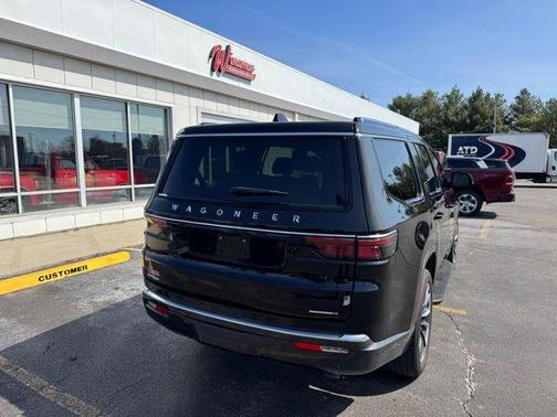 2022 Jeep Wagoneer Series II 4x4