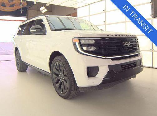 White 2025 Ford Expedition Max Platinum