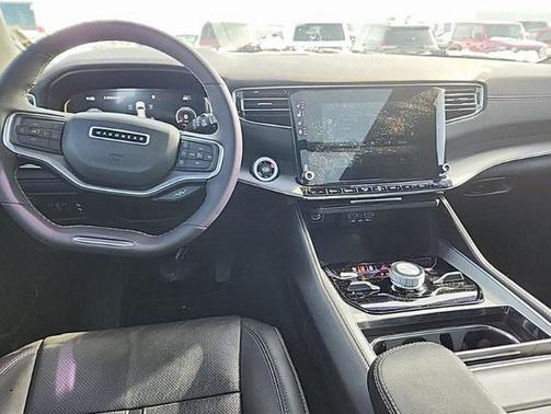 2023 Jeep Wagoneer Series II Carbide 4x4