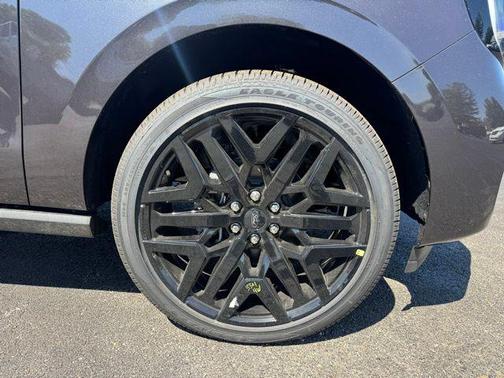 Dark Matter Gray Metallic 2026 Ford Expedition Max Platinum