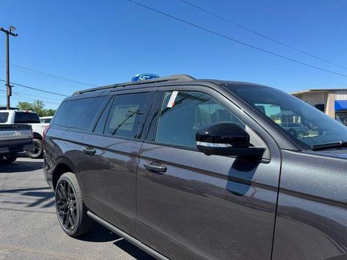 Dark Matter Gray Metallic 2026 Ford Expedition Max Platinum