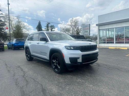 2023 Jeep Grand Cherokee L Altitude