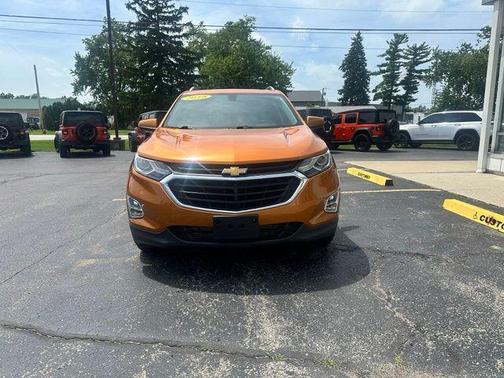 Orange Burst Metallic 2018 Chevrolet Equinox LT