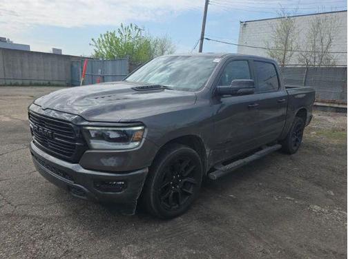 Granite Crystal Metallic Clearcoat 2024 RAM 1500 Laramie