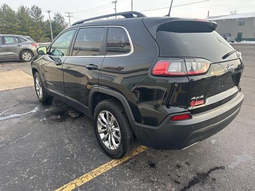 2022 Jeep Cherokee Latitude Lux
