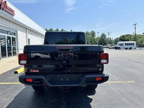 2025 Jeep Gladiator High Tide