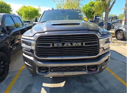 2024 RAM 2500 Laramie Crew Cab 4x4 6'4' Box