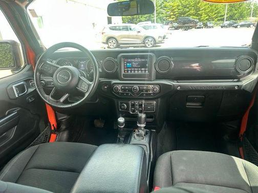 Punkn Metallic Clearcoat 2023 Jeep Wrangler Sport