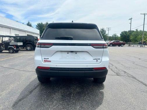 Bright White Clearcoat 2024 Jeep Grand Cherokee Limited