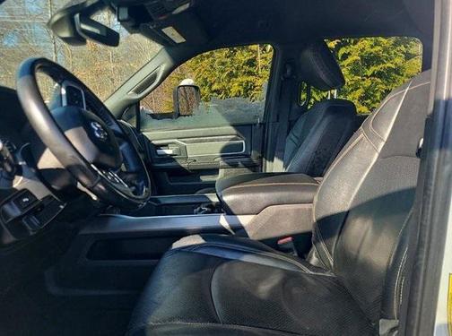 2020 RAM 2500 Big Horn Crew Cab 4X4 6'4' Box