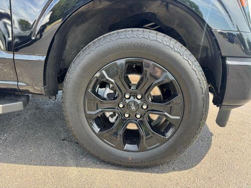 Agate Black Metallic 2023 Ford F-150 Lariat