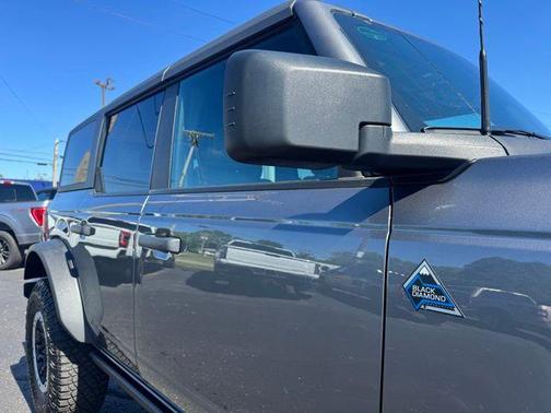 Carbonized Gray Metallic 2023 Ford Bronco Black Diamond