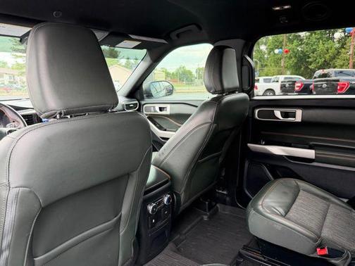 Forged Green Metallic 2022 Ford Explorer Timberline