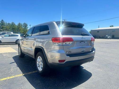 Billet Silver Metallic Clearcoat 2018 Jeep Grand Cherokee Laredo