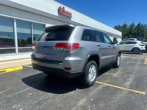 Billet Silver Metallic Clearcoat 2018 Jeep Grand Cherokee Laredo